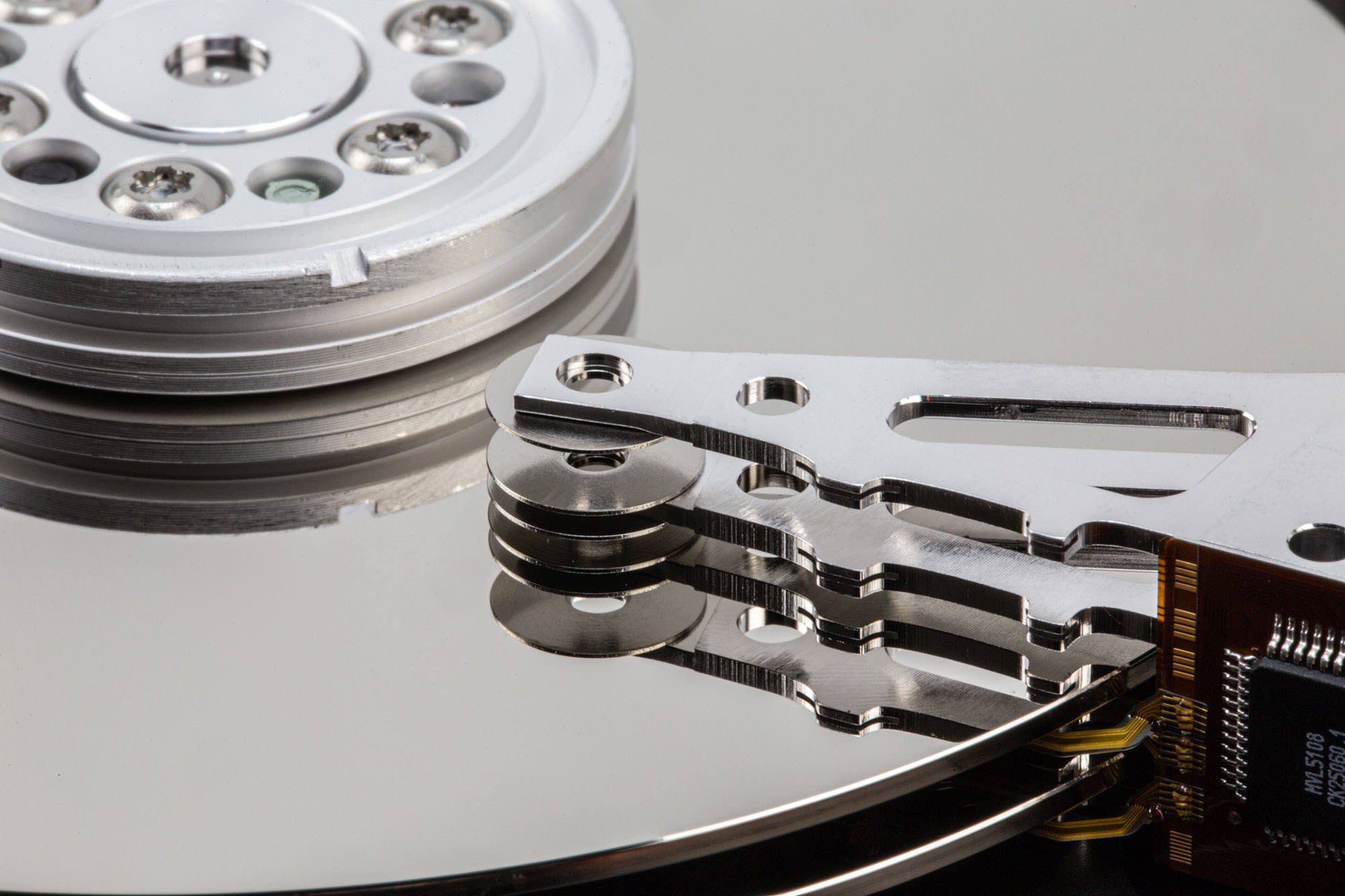 Хранилище жестких дисков 3. Как сделать диск хранилище. 4 hdd usb3. Как сделать диск хранилище. Родий в магнитных головках.